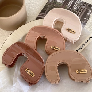 Elegant Maillard Color Acetate Hair Claw Large Shark Clip With Golden Bear Tag Fashion Commute Hair Accessories For Women