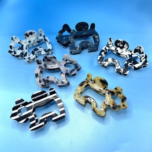 Handmade Acetate Dog Shaped Hair Claw Clips For Women Vintage Marble Tortoise Shell Pattern Scottie Dog Hair Grips Accessories
