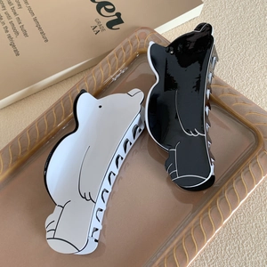 Cute Cartoon Bear Shape Acetate Hair Claw Clip Large Animal Style Shark Clip For Women Daily Hair Accessories Black White