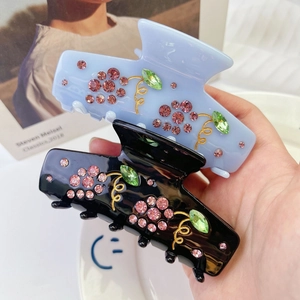 Handmade Acetate Rhinestone Grape Hair Claw Elegant Flower Design Large Shark Clip For Women Stylish Updo Hair Accessories