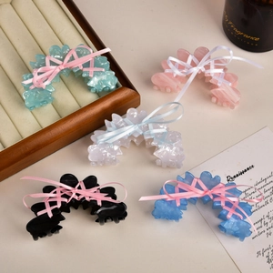 Lot détaillé de pinces à cheveux en acétate multicolores avec rubans de style vintage