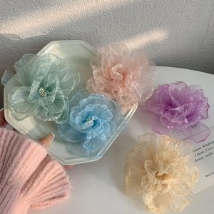 Grande Pince à Cheveux Fleur en Organza pour Femme Fait à la Main Tissu Floral Élégant avec Perle Artificielle
