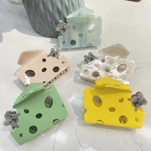 Cartoon cheese-shaped hair claw clips with mouse accent in five vibrant candy colors