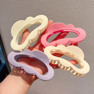 Large Matte Cloud Shape Hair Claw Clips Non-slip Strong Hold Hollow Hair Clamps For Thick Hair Women Fashion Everyday Hair Styling Accessories