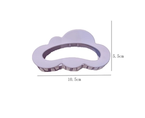 Detail showing 10.5cm matte lavender cloud hair claw clip dimensions and size specs