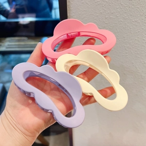 Matte cloud shaped hair claw clips set in pink beige and purple for thick hair