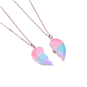 Magnetische Best Friends Herzketten für Kinder mit rosa-blauem Emaille-Farbverlauf