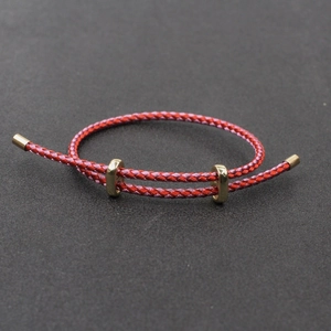 Bracelet cordon bicolore rouge et violet réglable avec fermoirs en métal doré chic