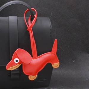 Handmade PU Leather Dachshund Dog Bag Charm Cute Cartoon Puppy Animal Pendant For Handbags Keychains Women Fashion Accessories