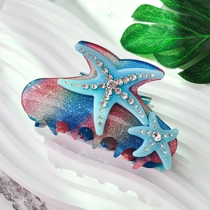 Sparkling gradient starfish hair claw clip with blue crystal embellishments for women