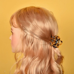 Acetate Flower Hair Claw Clip With Rhinestone Elegant Hollow Out Tortoise Leopard Print Shark Clip For Women Hair Accessories