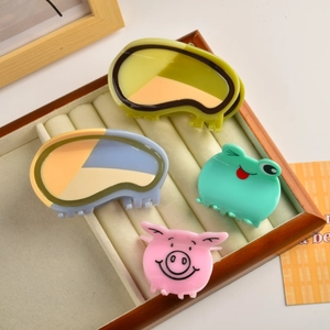 Acetate Hair Claw Clips Avocado Stitching Cute Cartoon Pig Frog Geometric Pattern Shark Clips Women Hair Accessories