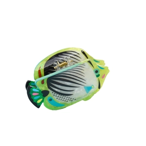 Pinza per capelli a forma di pesce farfalla tropicale in acetato pregiato verde e giallo