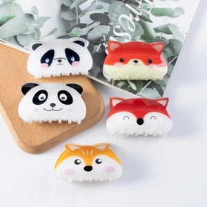 Schickes 5er-Set Panda- und Fuchs-Haarklammern aus Acryl mit Perlmutteffekt für Damen