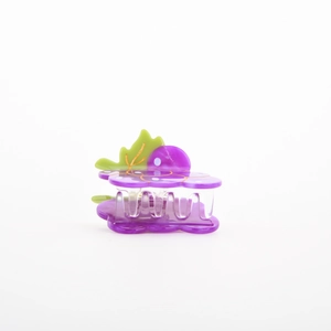 Graziosa pinza per capelli a forma di uva viola con pois bianchi e foglia verde