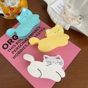 Cute acetate cat hair claws in blue, yellow and cream white for women hair accessories