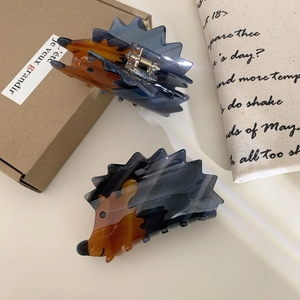 Cute hedgehog acetate hair claws in blue and amber brown gradient for women