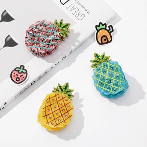 Pinces à cheveux ananas en acétate rose bleu et jaune avec détails en strass