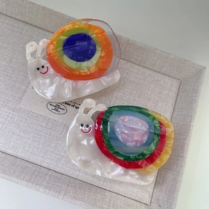 Rainbow snail claw clip made of colorful acetate resin hair accessory for women