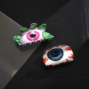 Lot de pinces à cheveux d'Halloween avec motifs d'yeux rose et bleu au style gothique