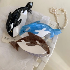 Trois jolies pinces à cheveux baleine en acétate, coloris noir, bleu glace et écaille