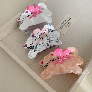 Three-piece set of cat-shaped acetate hair claws with marble texture and pink bows