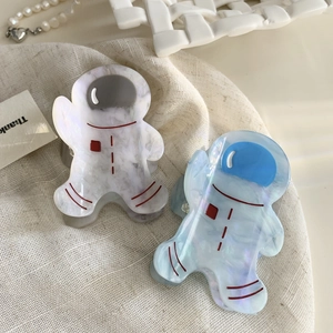 Creative Astronaut Spaceman Acetate Hair Claw Clip Large Marble Texture Shark Hair Clip Cute Fashion Headwear For Women