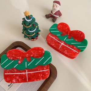 Christmas Gift Box Shape Acetate Hair Claw Clip Festive Red Green Marble Pattern Bow Hair Accessory For Women Holiday Styling