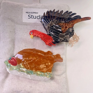 Creative chicken and turkey acetate hair claws for women with high gloss resin finish