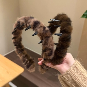 Leopard Print Plush Headband With Anti-slip Teeth Autumn Winter Faux Fur Hairband For Women Fashion Hair Accessories
