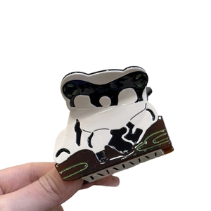 Creative panda hair claw clip made of glossy acetate for women stylish hair styling