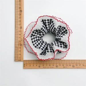 French lace gingham scrunchie with red wavy trim and measurement scales shown