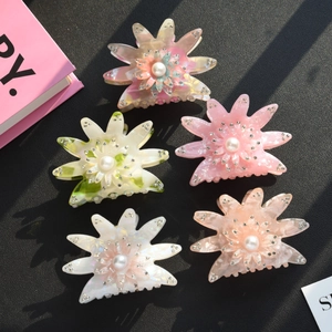 Lot de 5 pinces à cheveux fleurs effet marbre avec perles et strass brillants