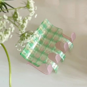 Gingham Plaid Acrylic Hair Claw Clip For Women Fashion Retro Square Shark Clip Green Pink Hair Catch Daily Accessories Gift