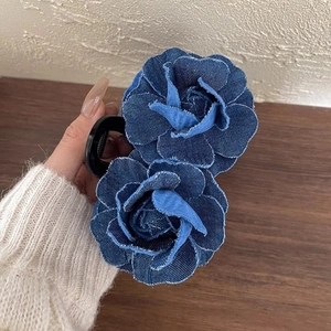 Retro denim blue camellia hair claw clip with double rose flower design for women