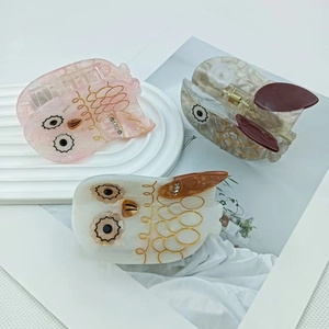 Lot de 3 pinces à cheveux hibou en acétate de cellulose en rose, gris et blanc
