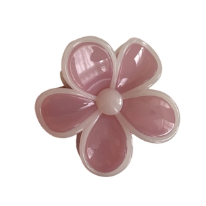 Süße rosa Haarspange in Blumenform aus glänzendem Harz mit weißem Perlendetail