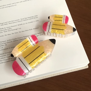 Creative Acrylic Pencil Shape Hair Claw Clip For Women Cute Stationery Yellow Shark Clip Fashion Hair Accessories Hairpin