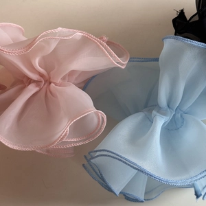 Multi-layer pleated organza scrunchies in pink and light blue for stylish ponytails