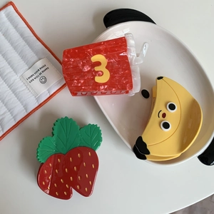 Cute acetic acid fruit hair claws including strawberry and banana shaped shark clips