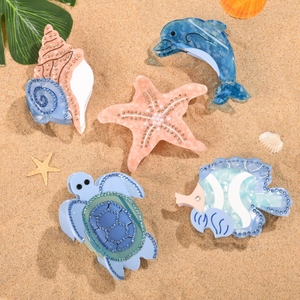Lot de 5 pinces à cheveux océan en acétate avec strass sur décor de plage de sable