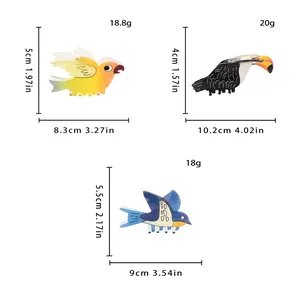 Size chart showing bird claw clip dimensions and weights for parrot and swallow styles