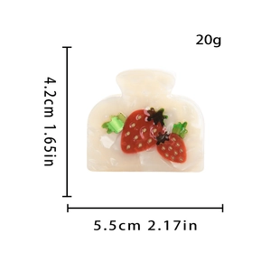 Detailed strawberry hair claw clip dimensions showing 5.5cm width and 20g weight