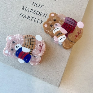 Pinces à cheveux ours en acétate avec texture marbrée et motif de tasse à café chic