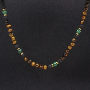 Collier fait main avec œil de tigre, pierre de lave et perles de pierre naturelle
