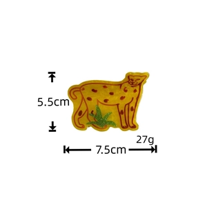 Detail view of leopard shaped hair claw clip with dimensions 7.5cm by 5.5cm