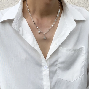 Trendy Men Splicing Artificial Pearl Chain Necklace Alloy Dice Pendant Asymmetrical Hip Hop Jewelry Punk Choker For Men Women