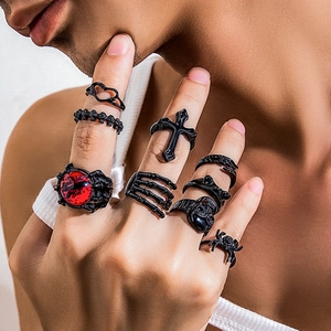 Set de anillos punk góticos para hombre con ojo rojo, calavera, araña y cruz