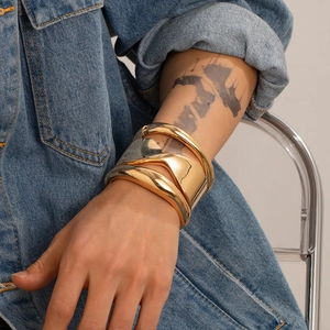Bracciale rigido da uomo in stile hip-hop con finitura a specchio bicolore oro e argento