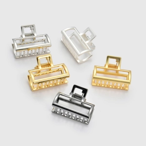 Set di 5 mollette geometriche rettangolari in metallo nei colori oro, argento e nero